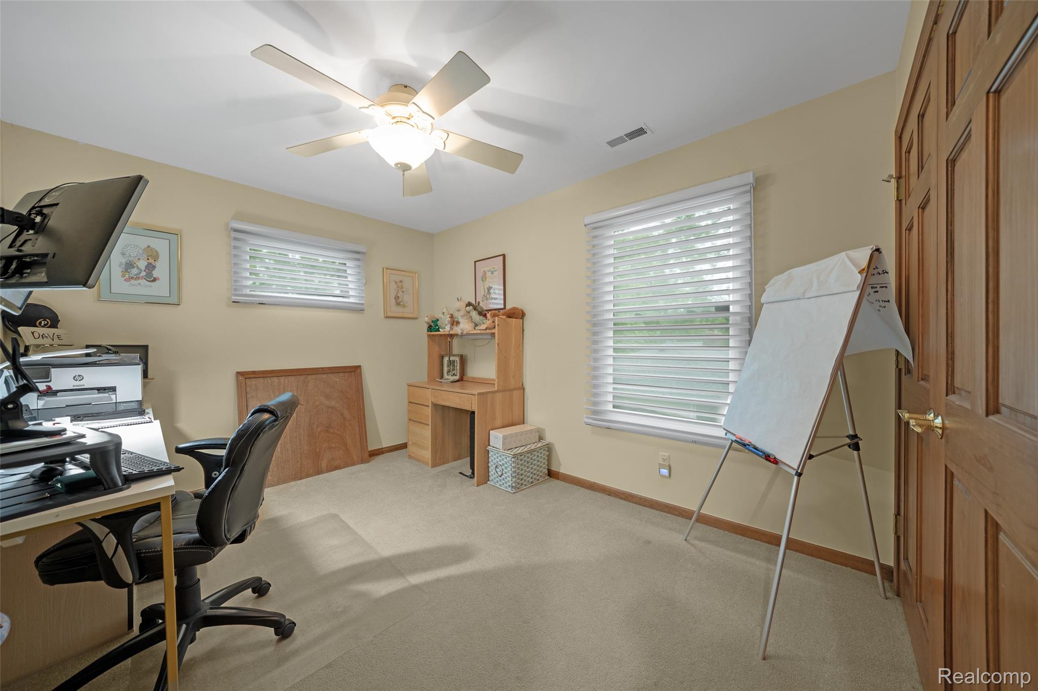 Listing images