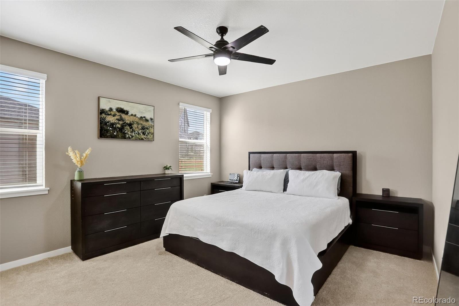 Listing images
