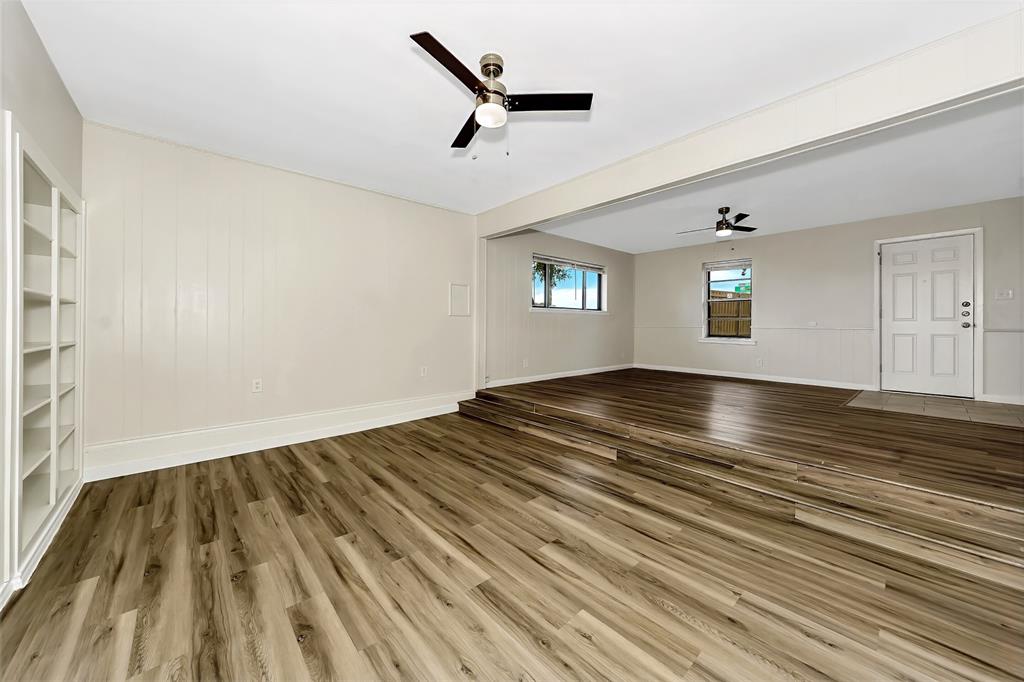 Listing images