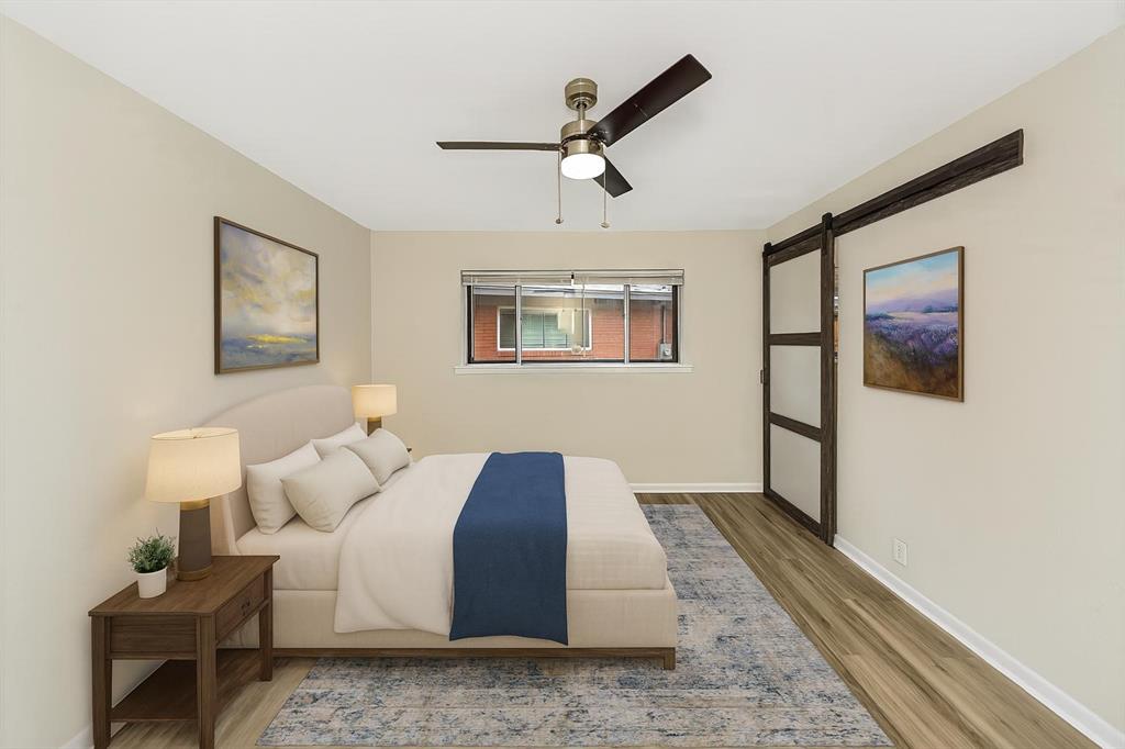 Listing images