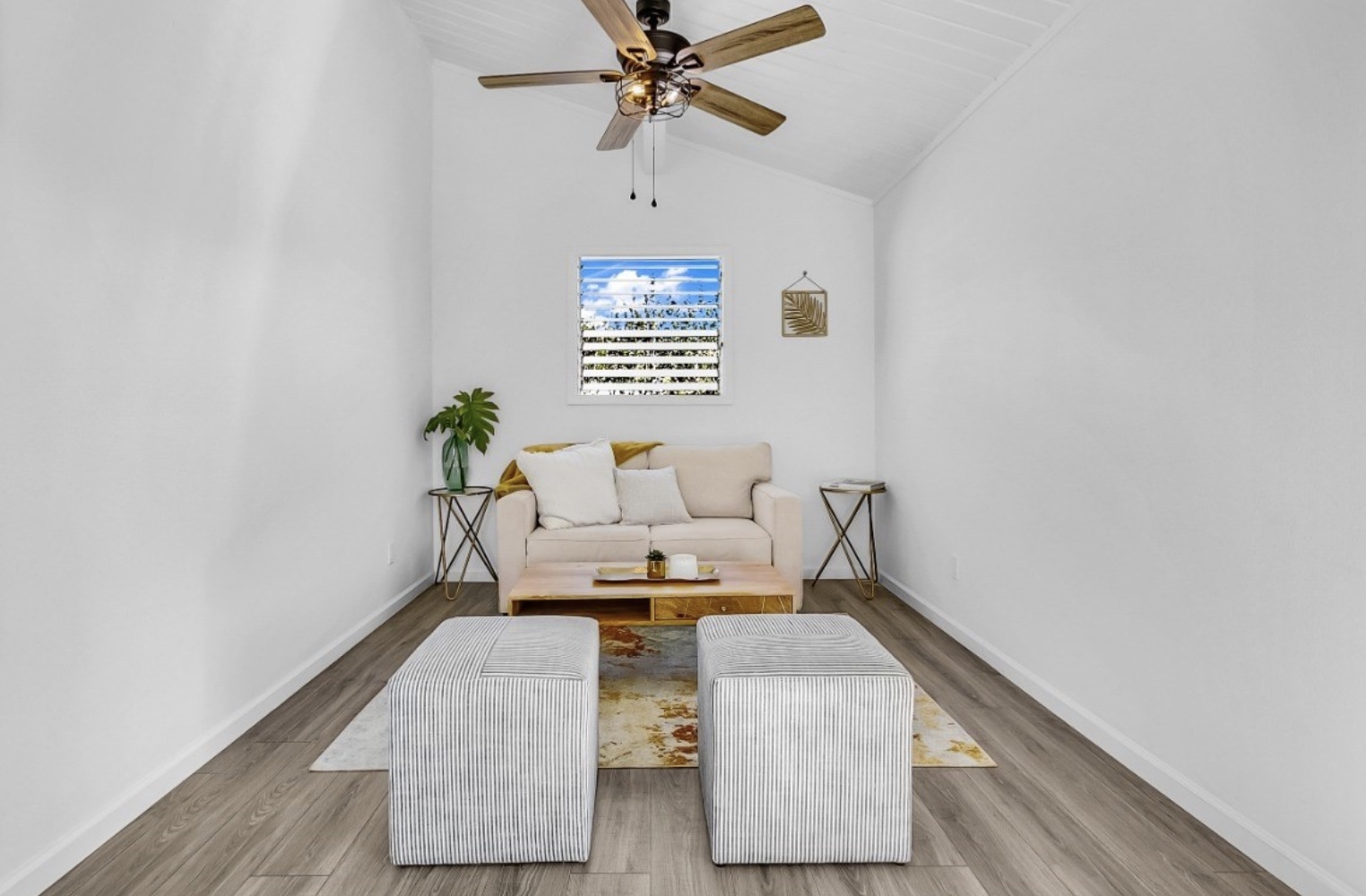 Listing images
