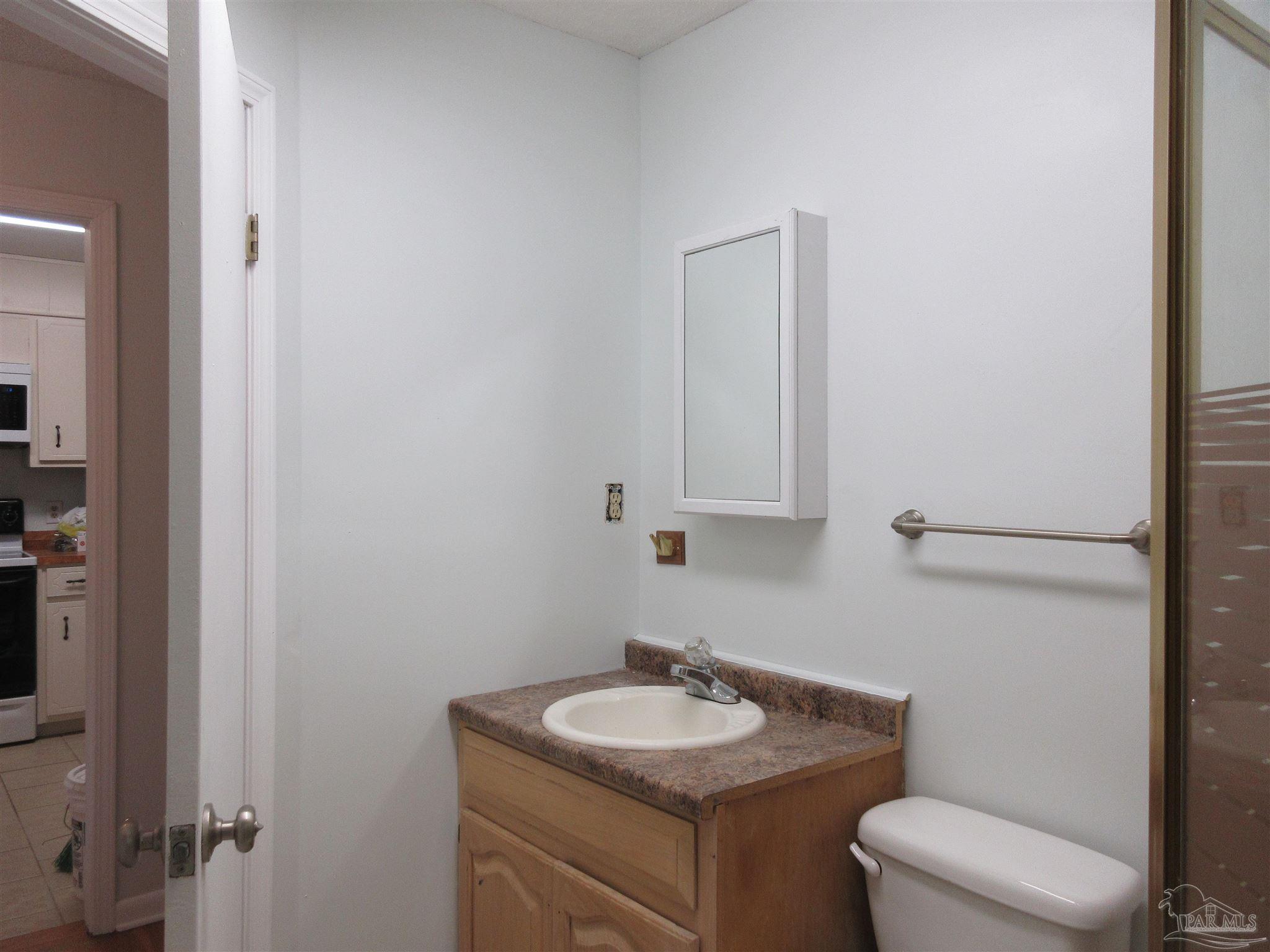 Listing images