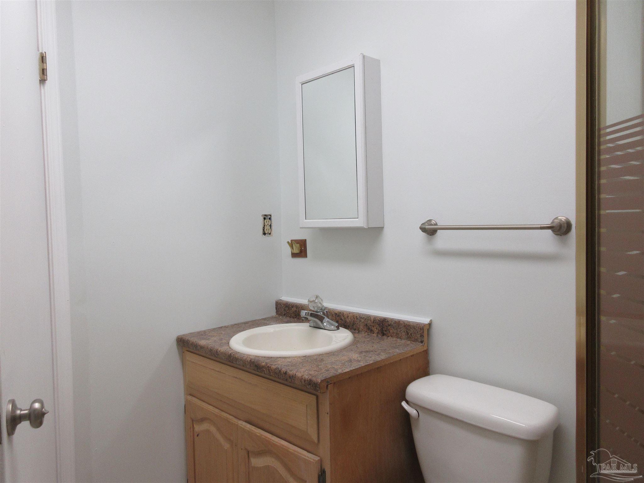 Listing images