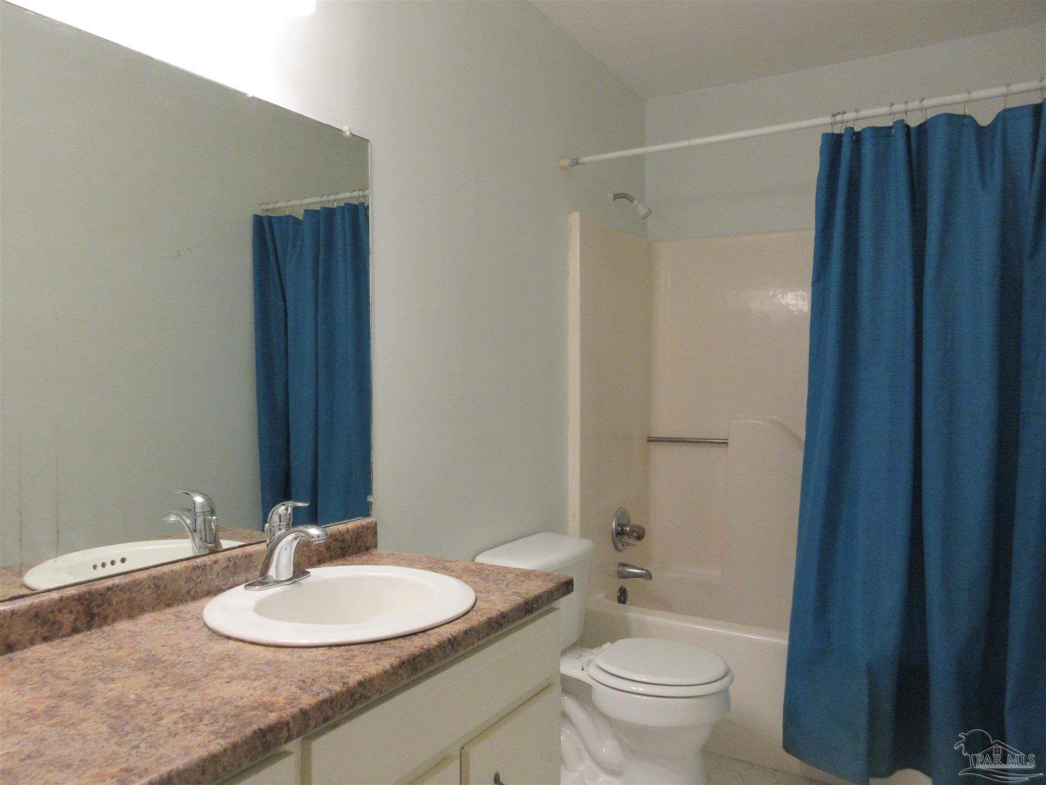 Listing images
