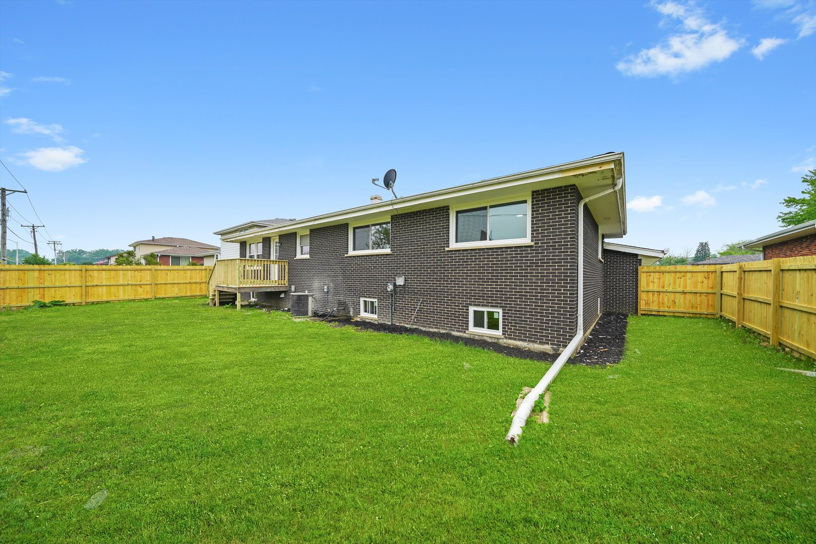 Listing images