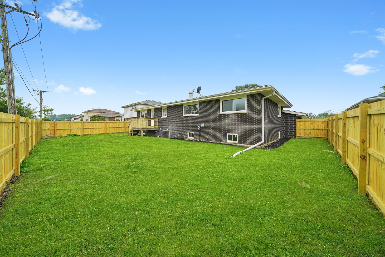 Listing images