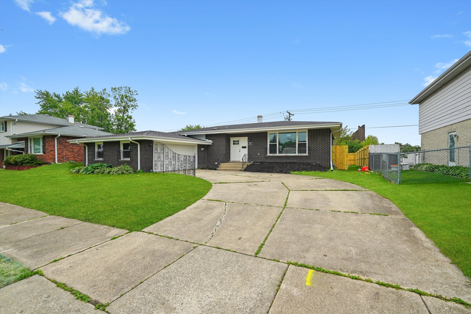 Listing images