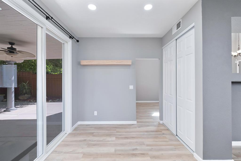 Listing images