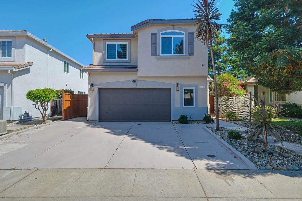 Listing images