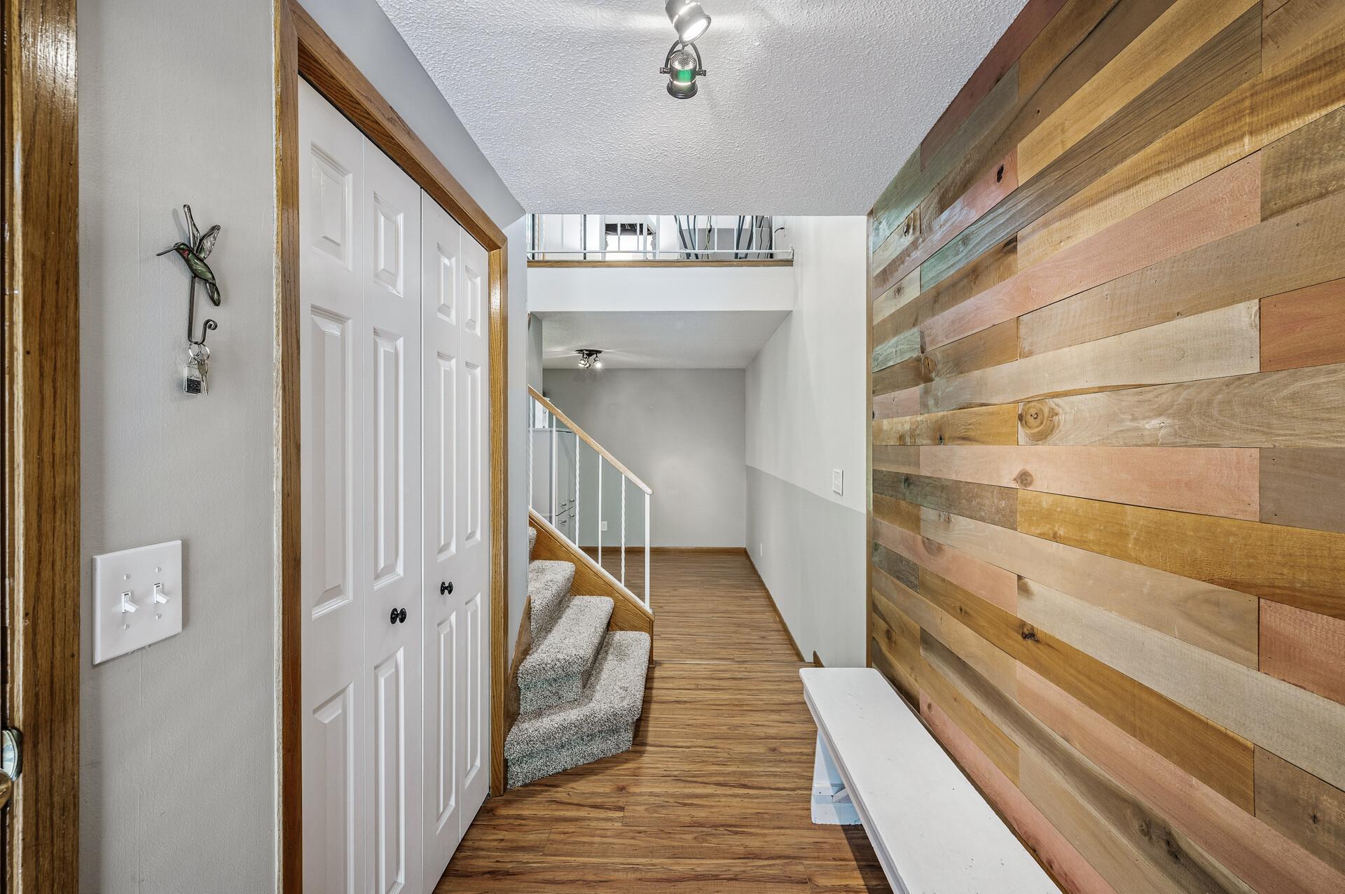 Listing images