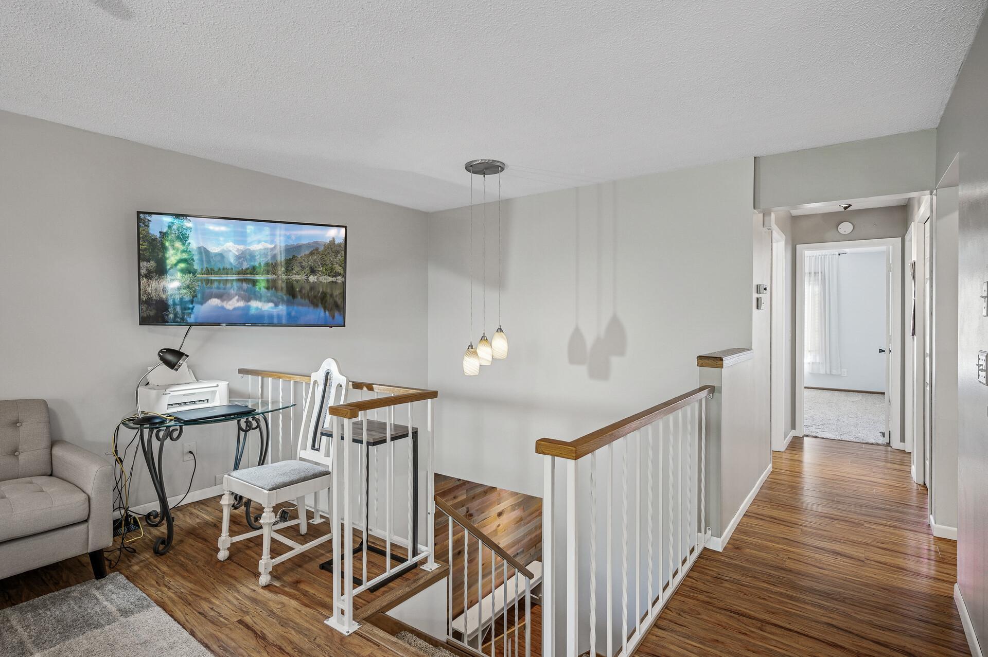 Listing images