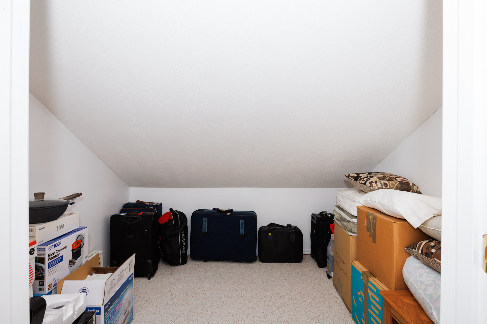 Listing images