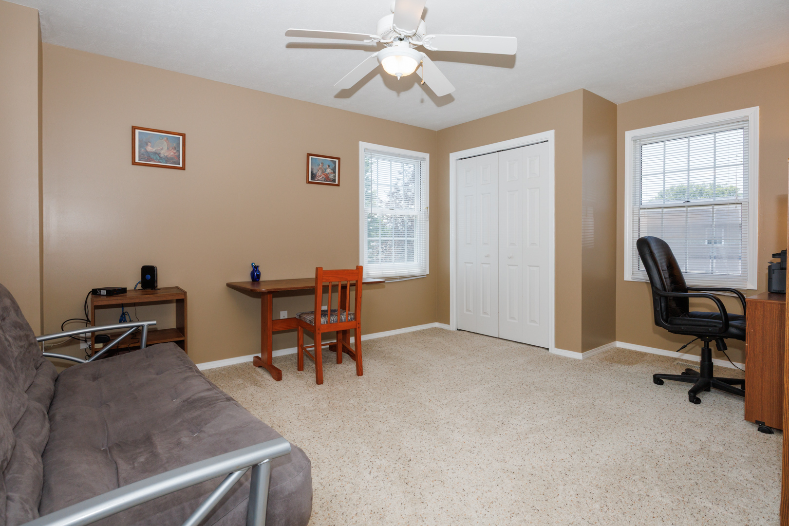 Listing images