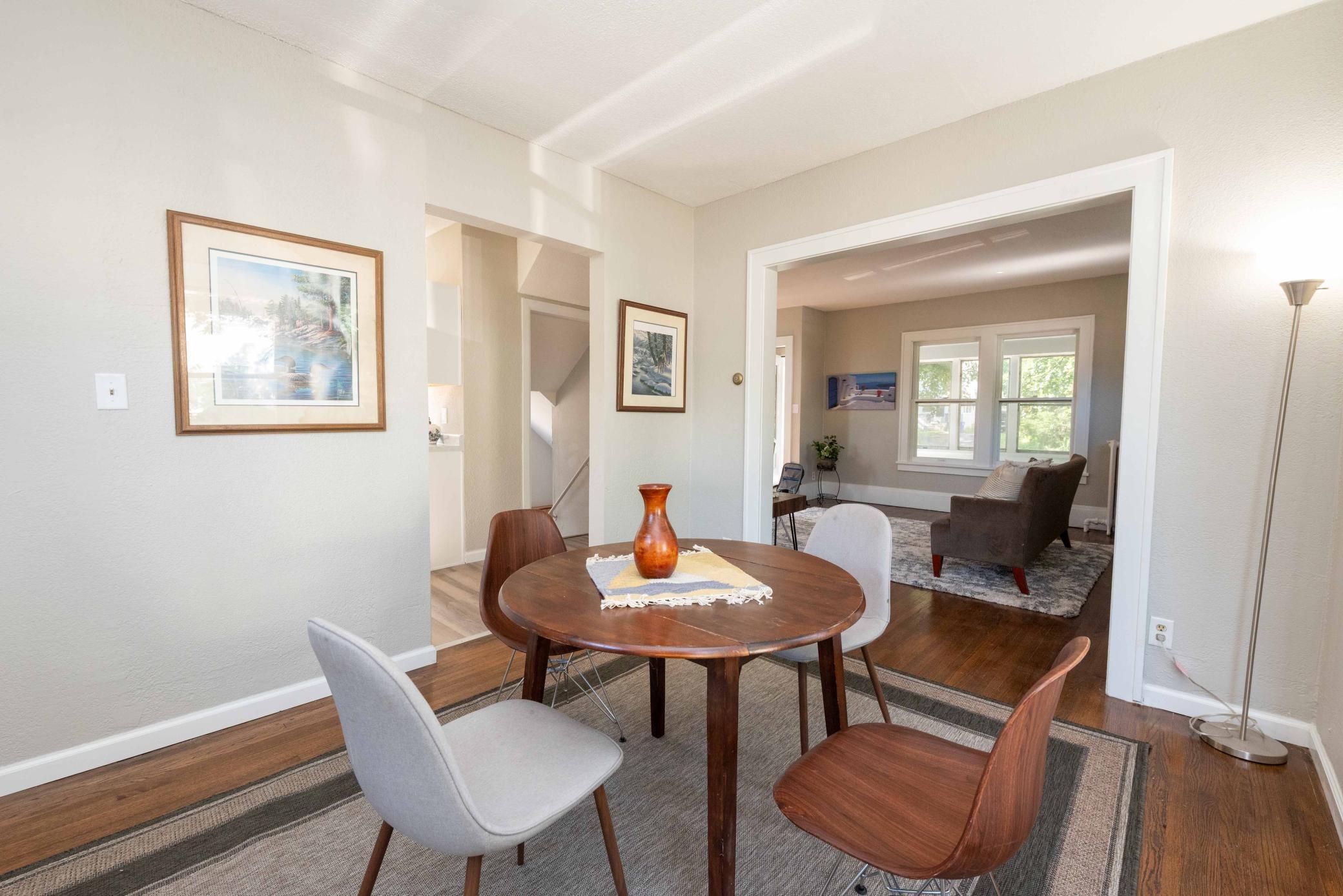 Listing images