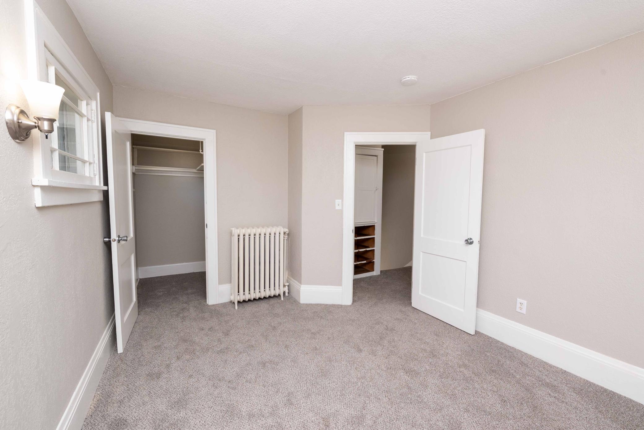 Listing images