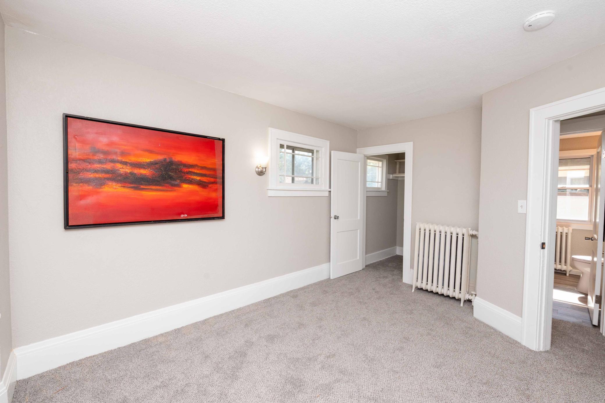 Listing images