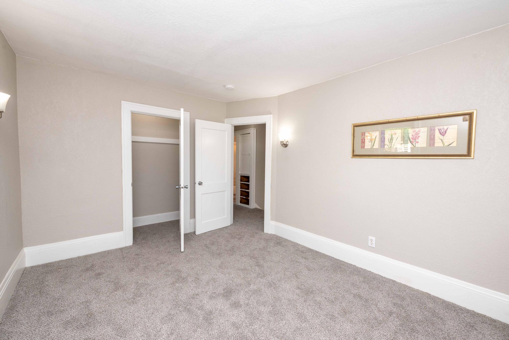 Listing images