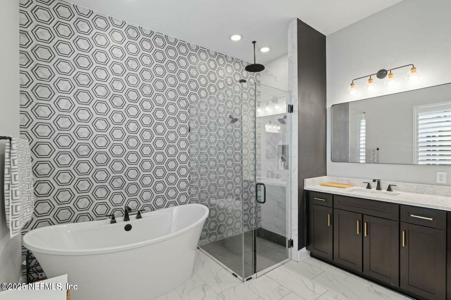 Listing images