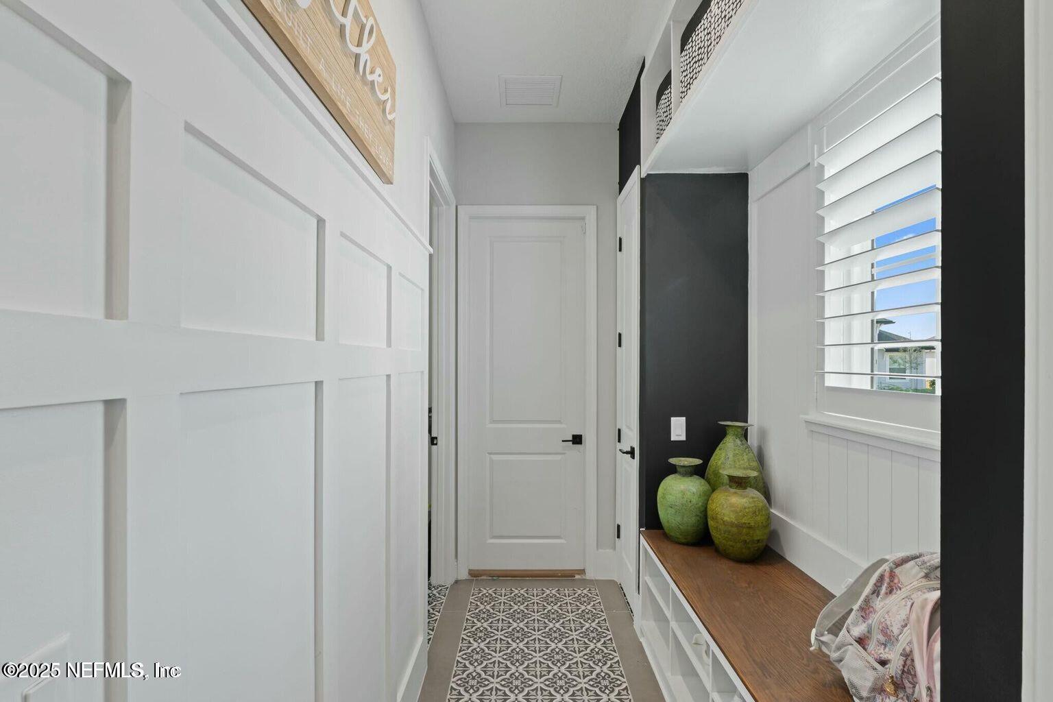 Listing images