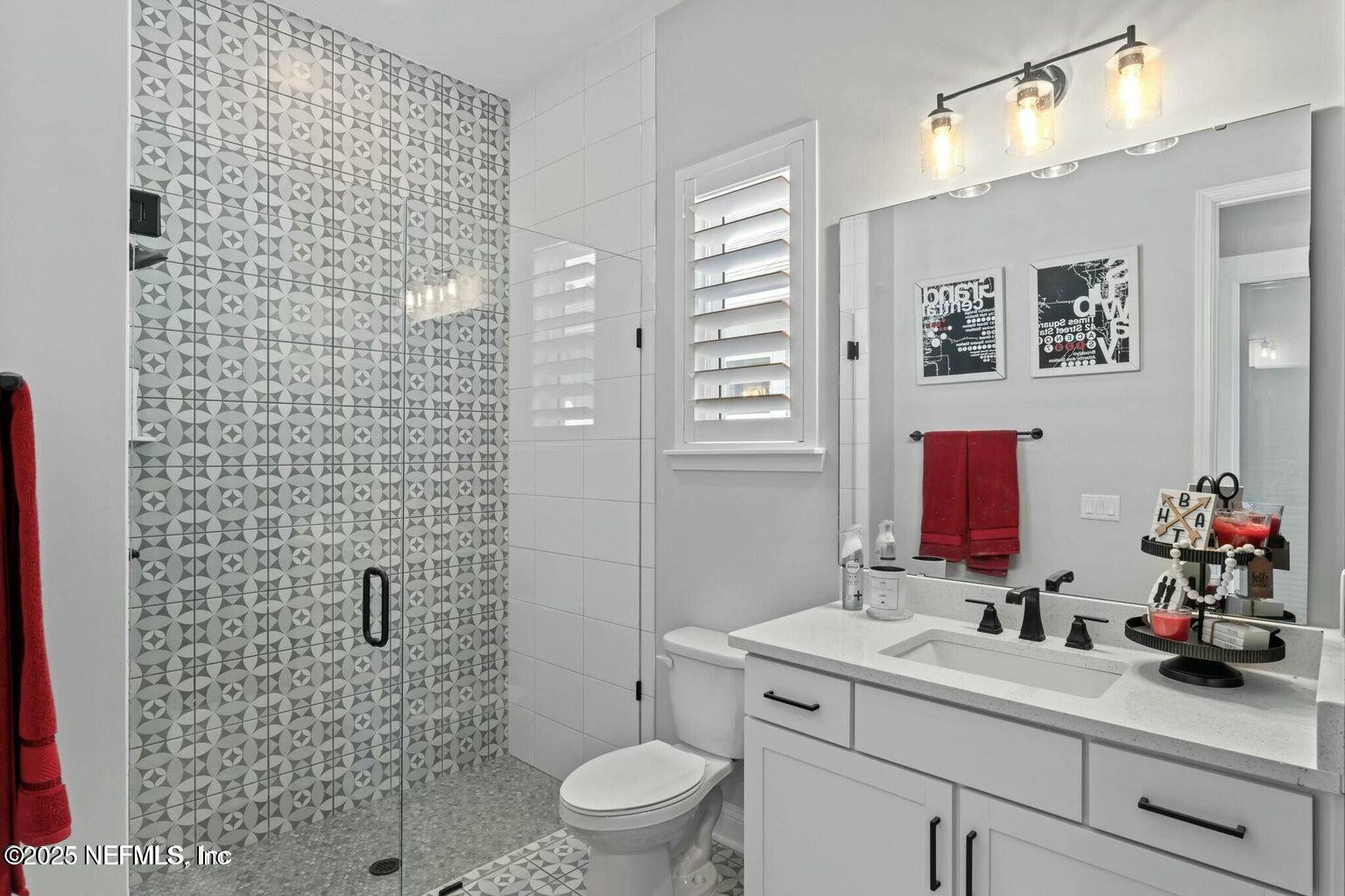Listing images