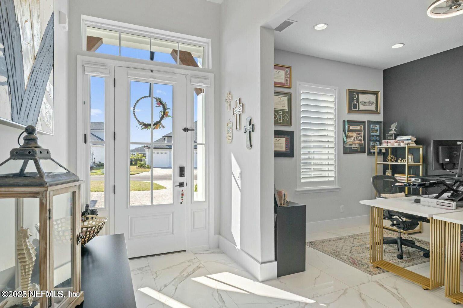 Listing images