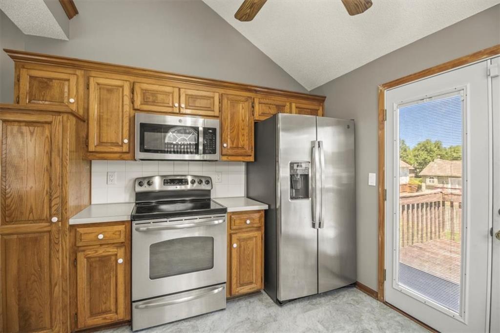 Listing images