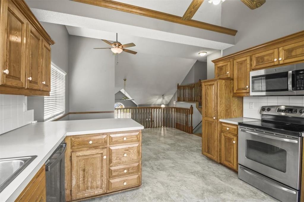 Listing images