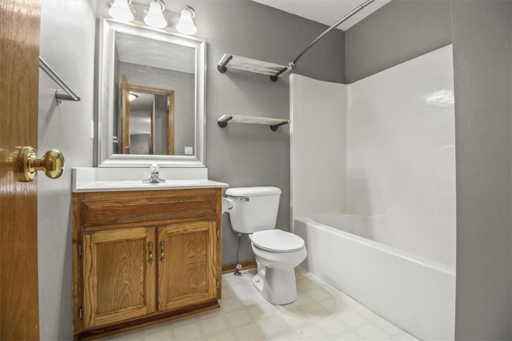 Listing images