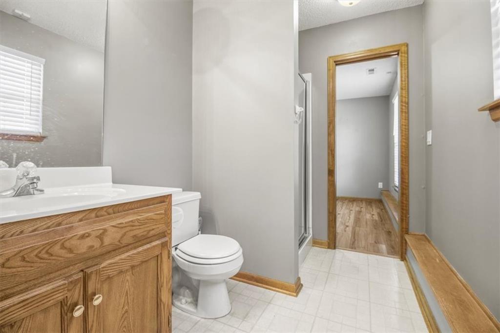 Listing images