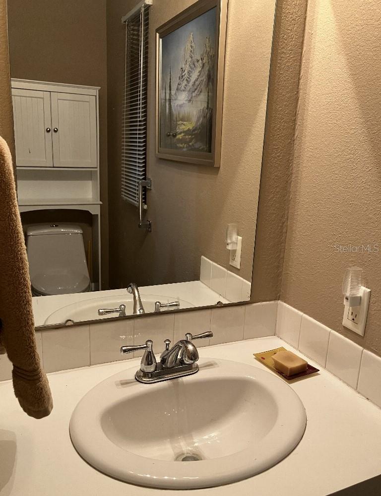Listing images