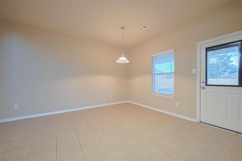 Listing images