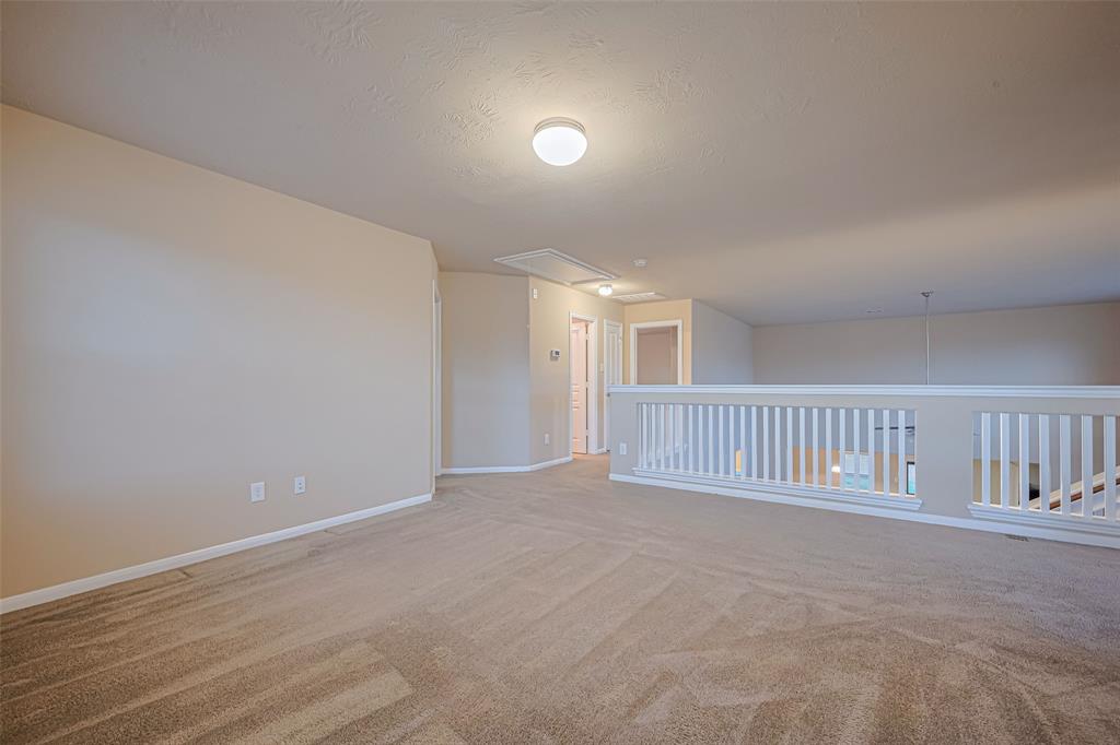 Listing images