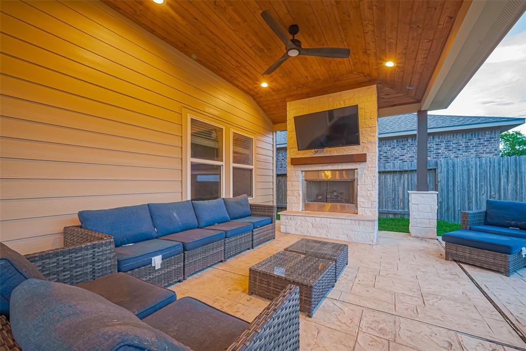 Listing images