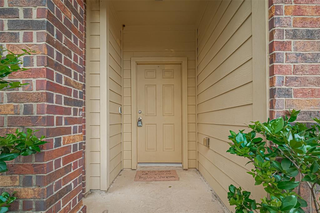 Listing images