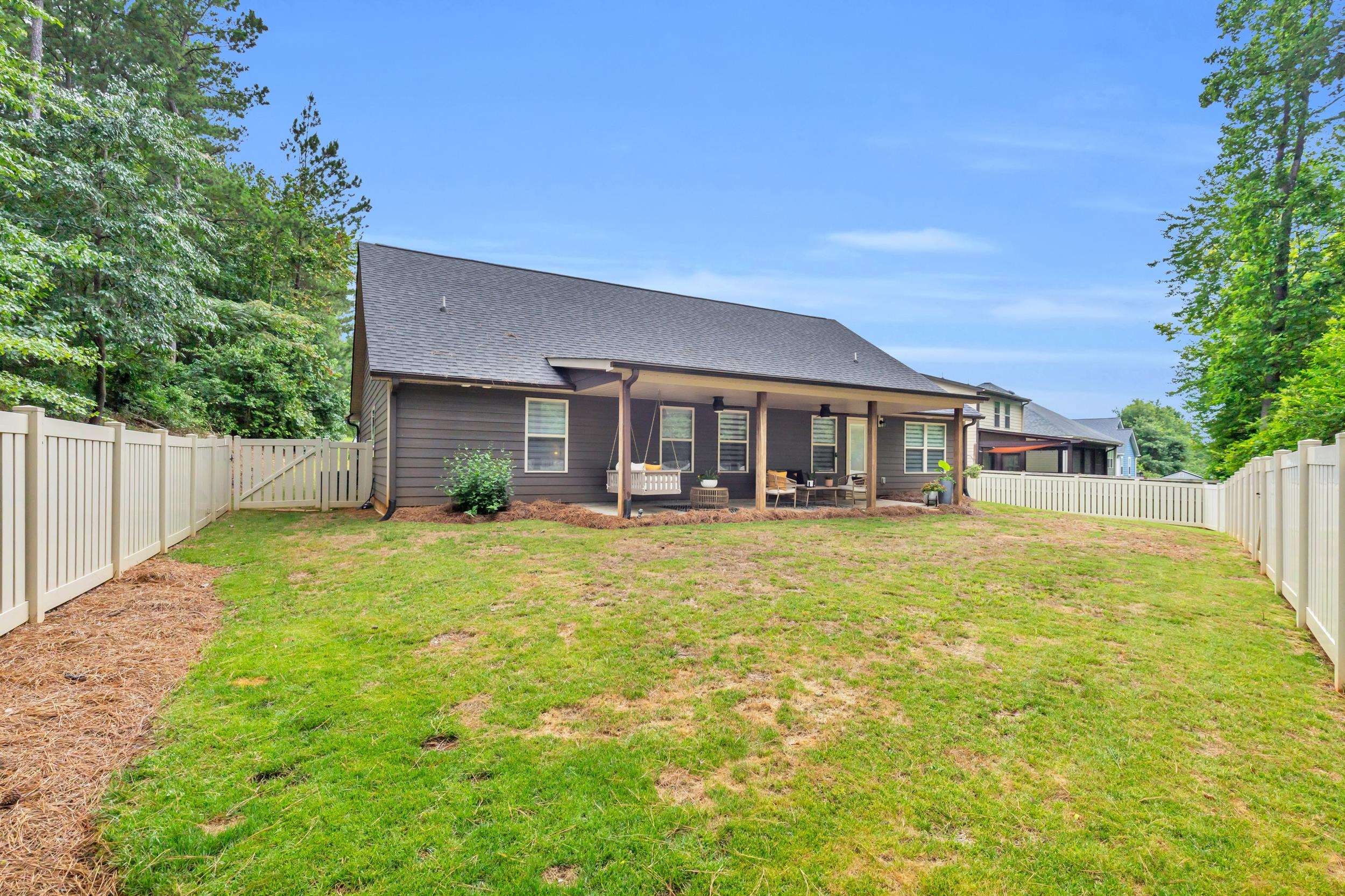 Listing images