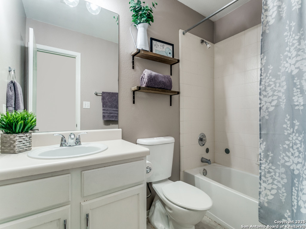 Listing images