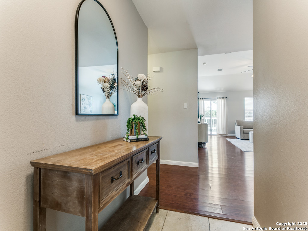 Listing images