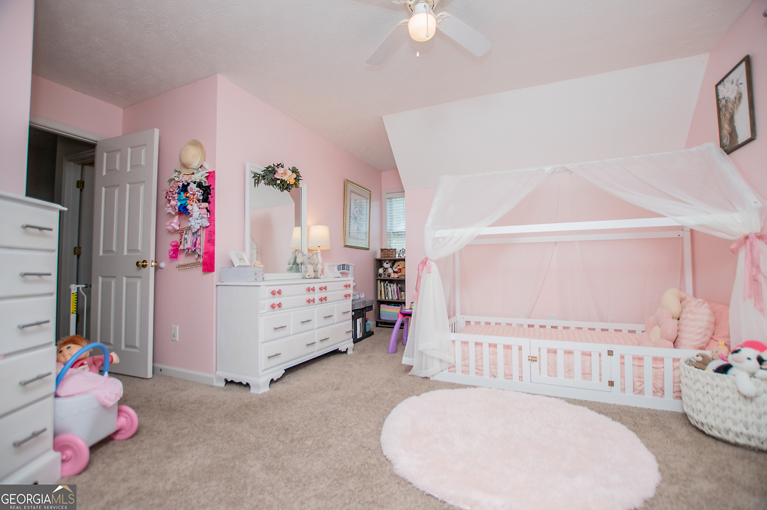 Listing images