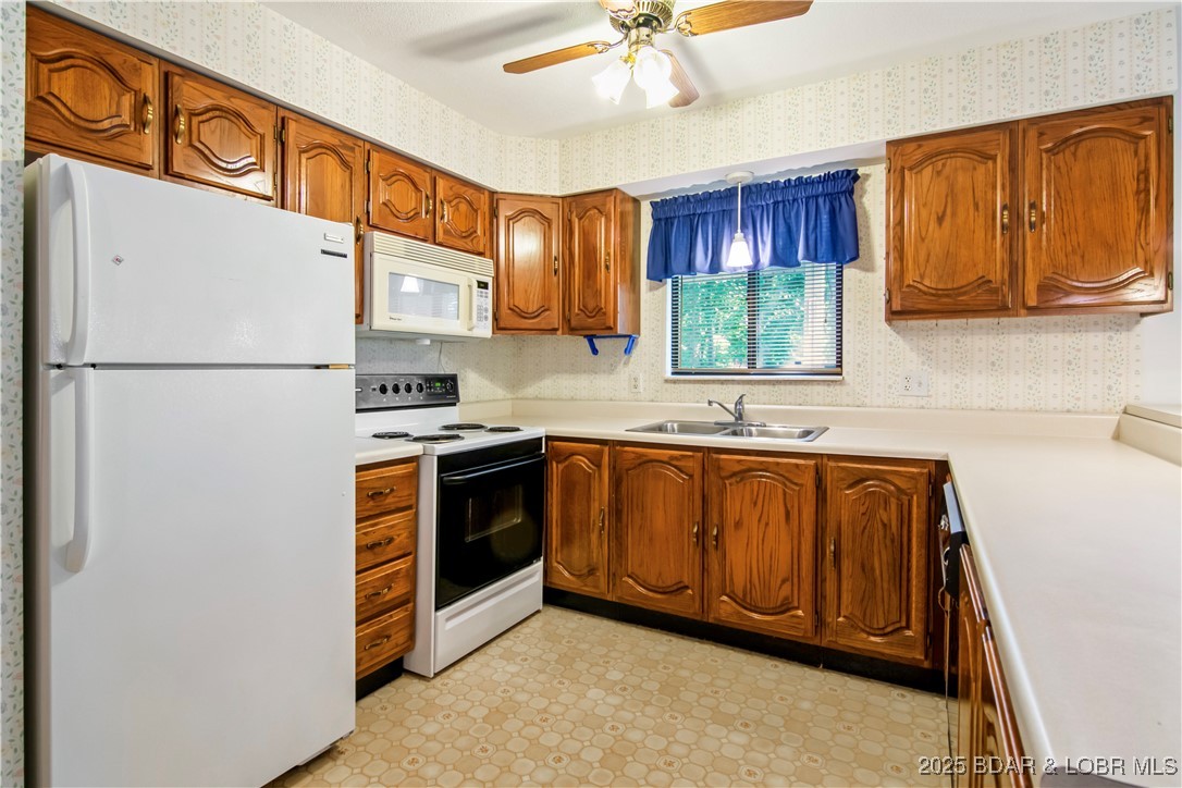 Listing images