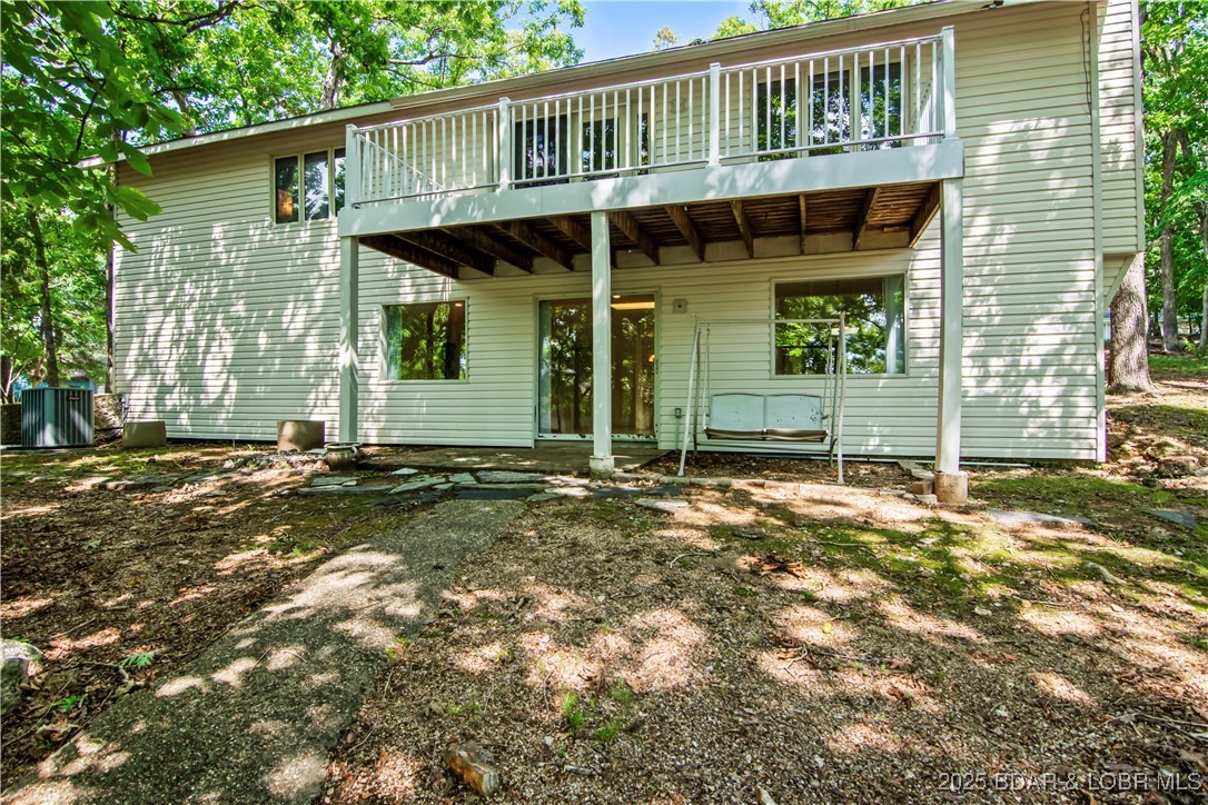 Listing images