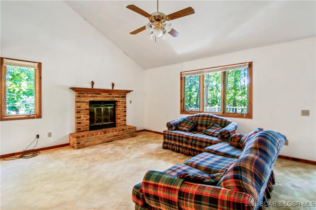 Listing images