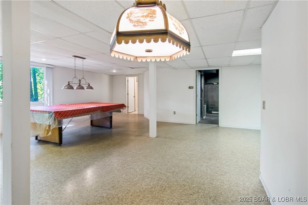 Listing images