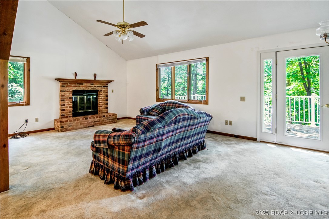 Listing images