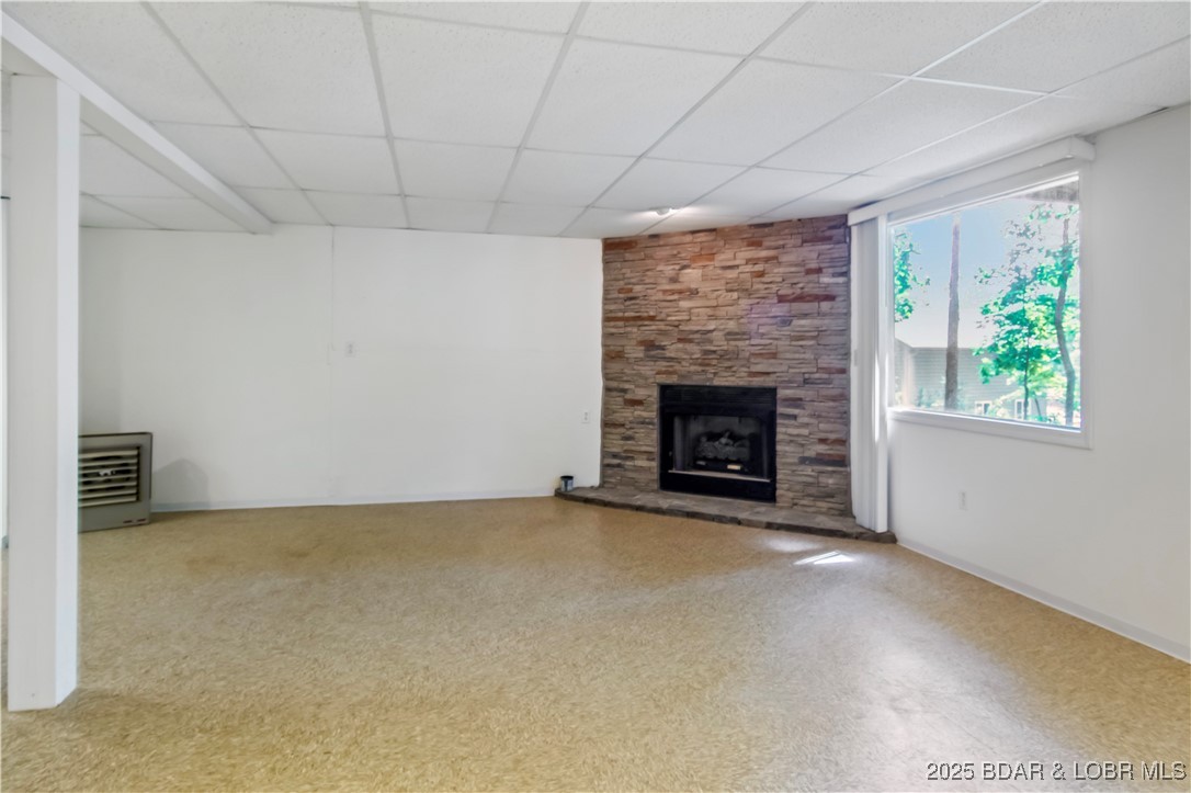 Listing images