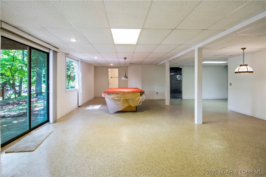 Listing images