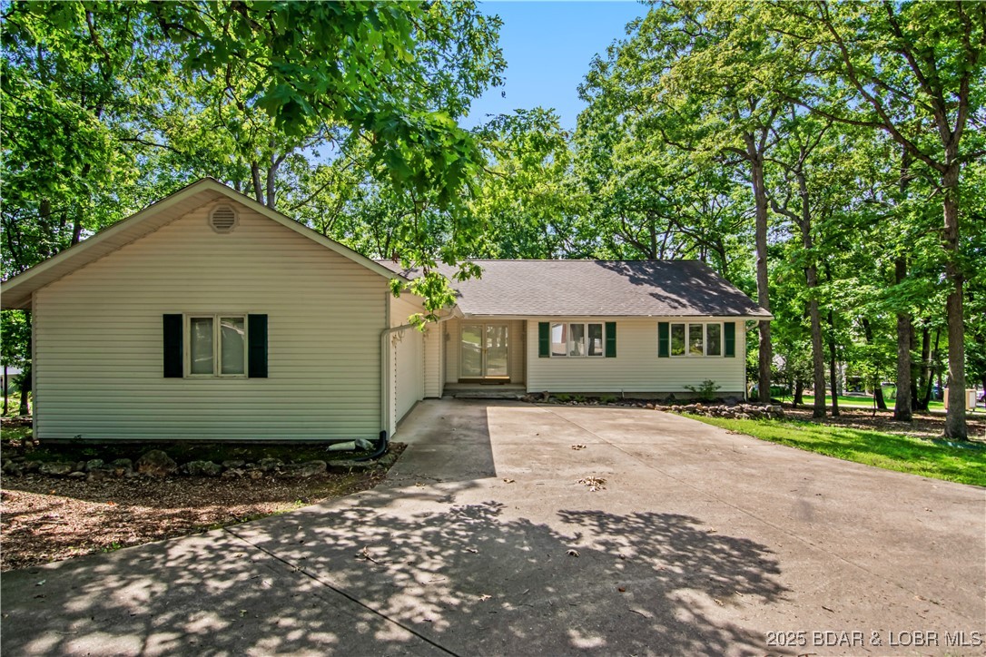 Listing images