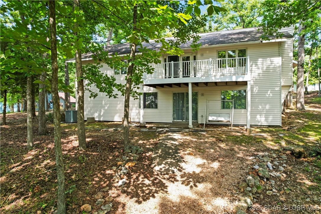 Listing images