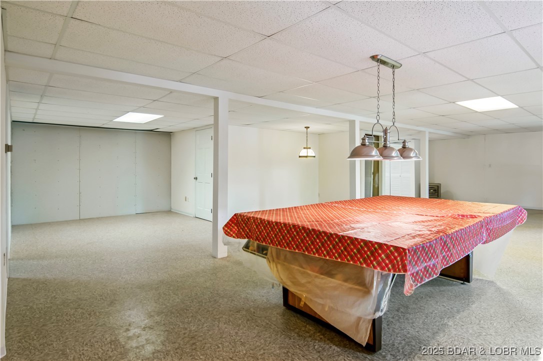 Listing images