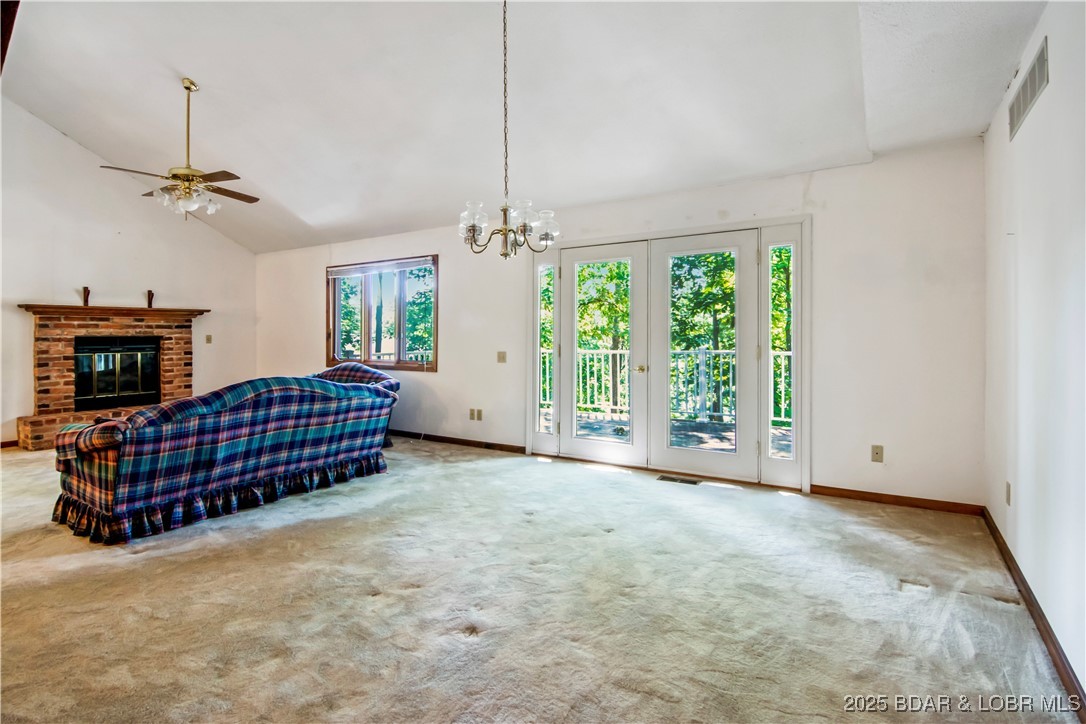 Listing images
