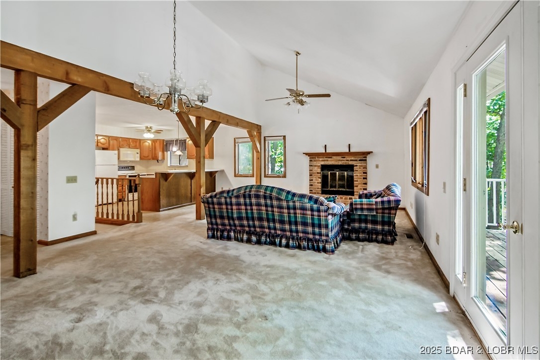 Listing images